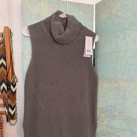 COPY - French Connection Abel Mozart Sleeveless Sweater Jumper - Picture 2 of 7